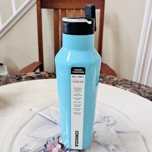 Corkcicle Sport Canteen 20oz Francesca’s Gloss Turquoise Triple-Insulated Tumblr